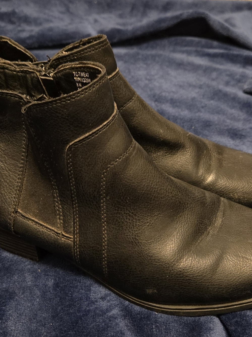 Womens Black Leather Chelsea Boots - Unbranded